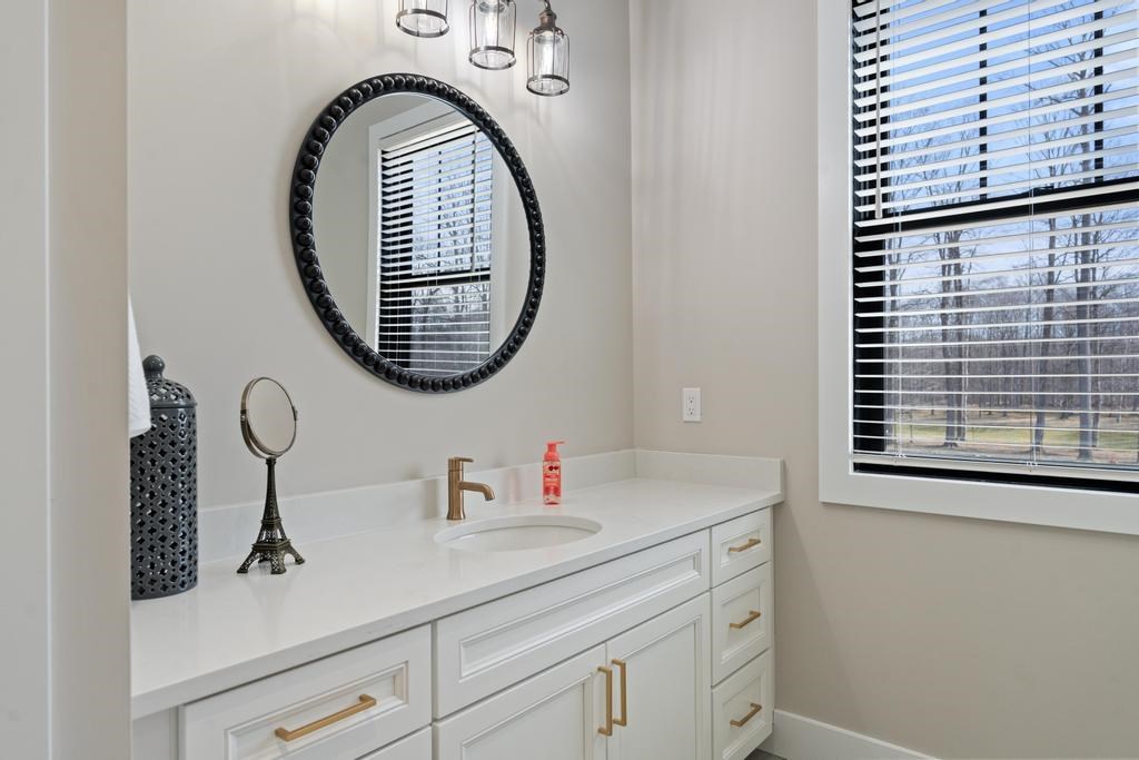 Harbor Springs, Michigan, 49740, United States, 3 Bedrooms Bedrooms, ,2 BathroomsBathrooms,Residential,For Sale,1818428