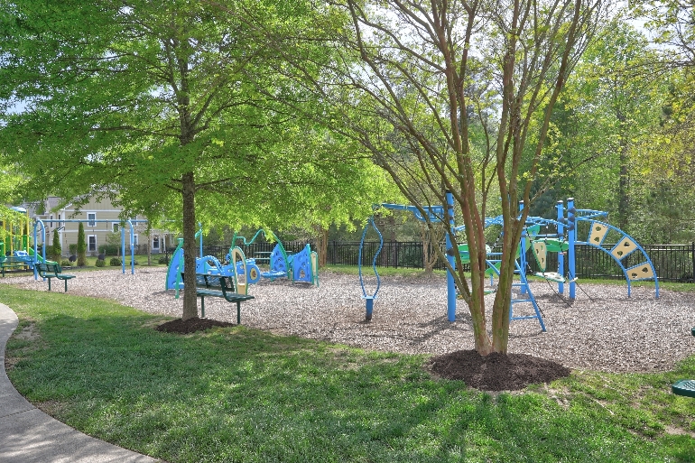 Williamsburg, Virginia, 23188, United States, 2 Bedrooms Bedrooms, ,4 BathroomsBathrooms,Residential,For Sale,1976349