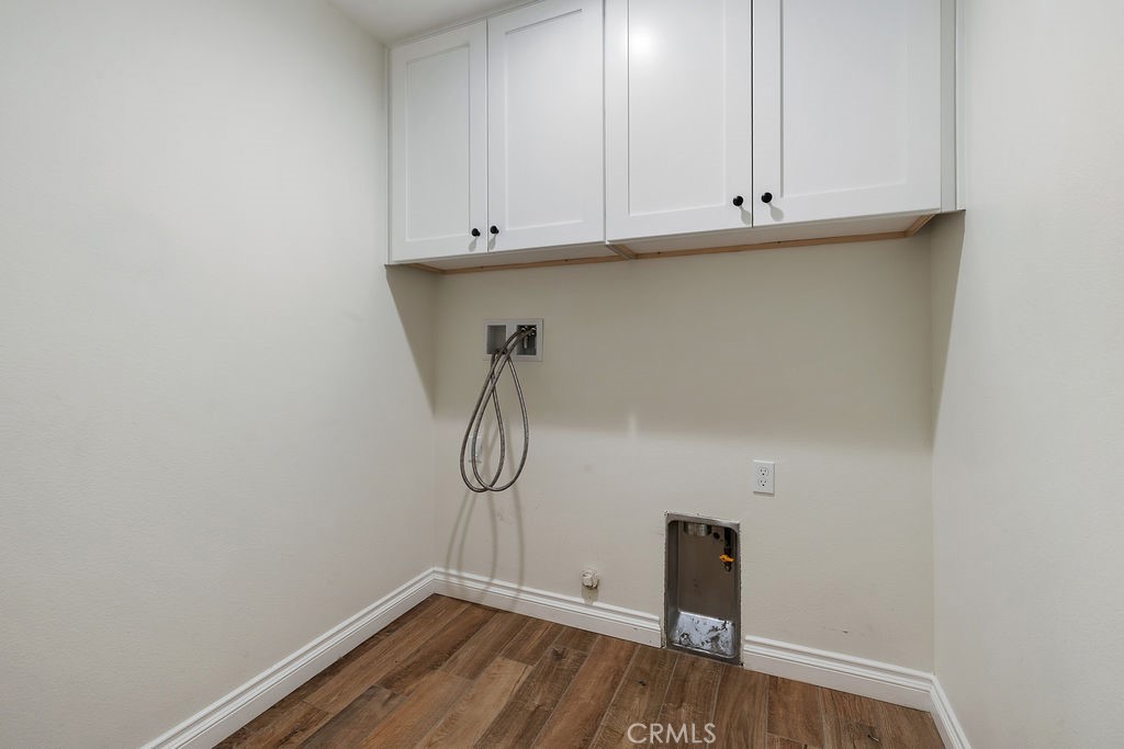 Hesperia, California, 92345, United States, 4 Bedrooms Bedrooms, ,3 BathroomsBathrooms,Residential,For Sale,1937064