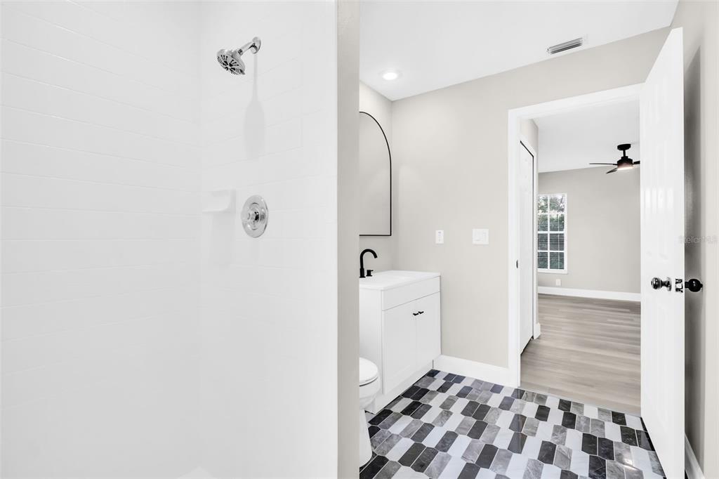 Palm Harbor, Florida, 34683, United States, 4 Bedrooms Bedrooms, ,3 BathroomsBathrooms,Residential,For Sale,1989112