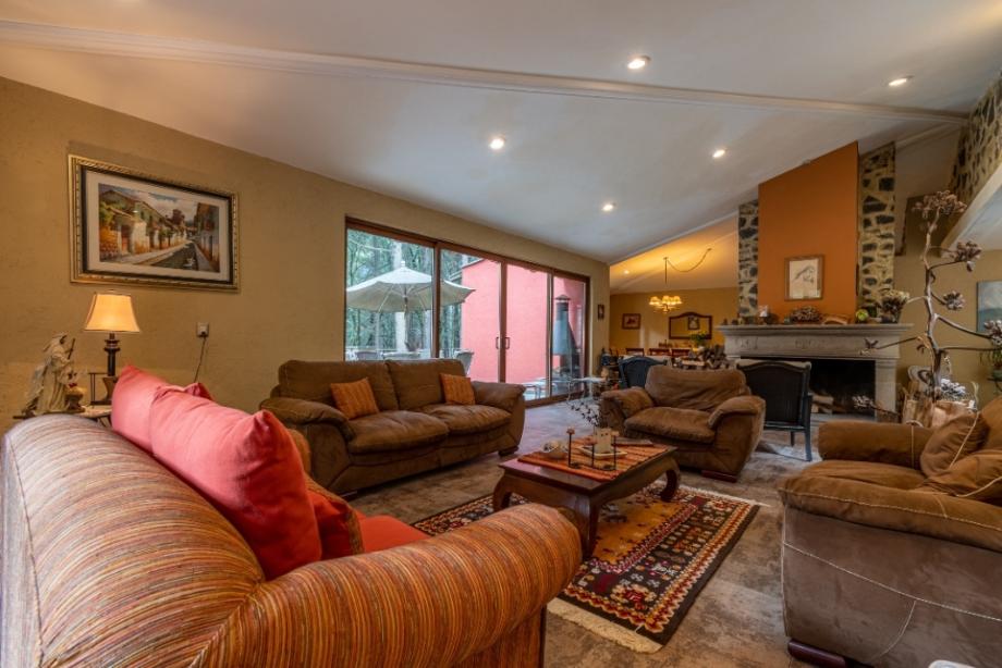 Ca?ada-Fracc. Hacienda San Mart?n, Ocoyoacac, Estado de México, 52740, Mexico, 6 Bedrooms Bedrooms, ,6 BathroomsBathrooms,Residential,For Sale,Ca?ada-Fracc. Hacienda San Mart?n,1166573