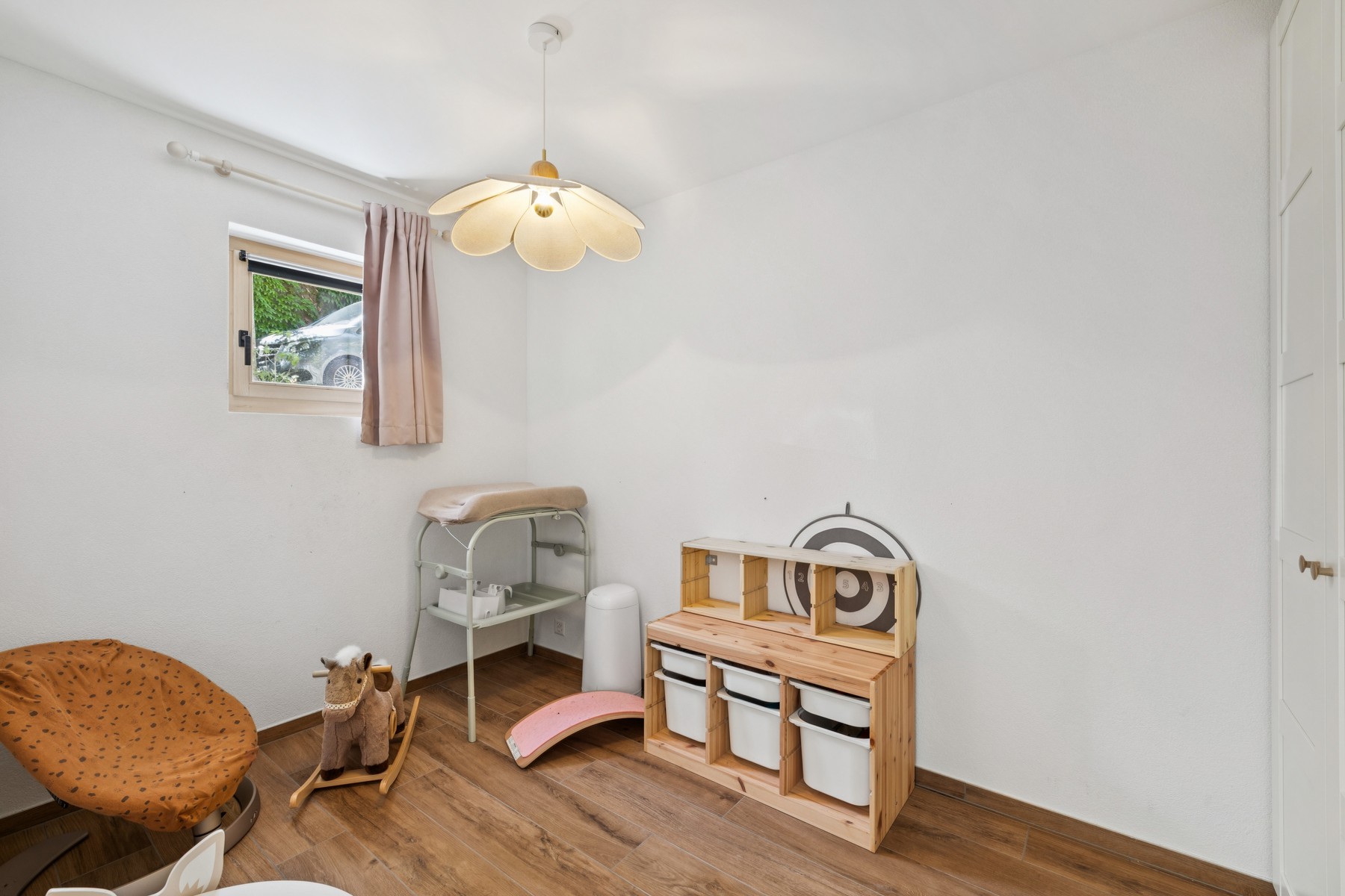  Exceptional triplex apartment in the heart of Saillon