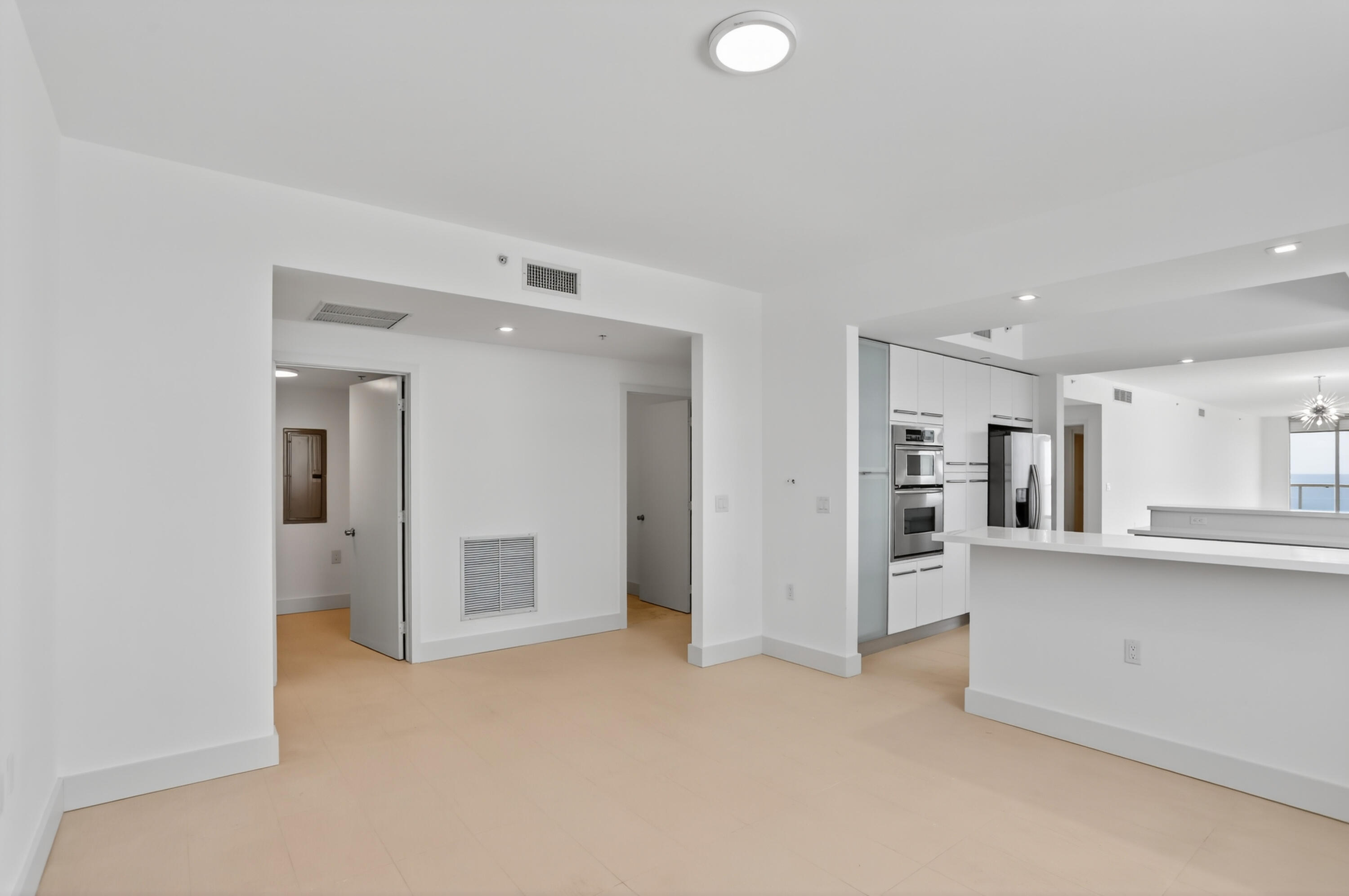 Pompano Beach, Florida, 33062, United States, 3 Bedrooms Bedrooms, ,5 BathroomsBathrooms,Residential,For Sale,1850306