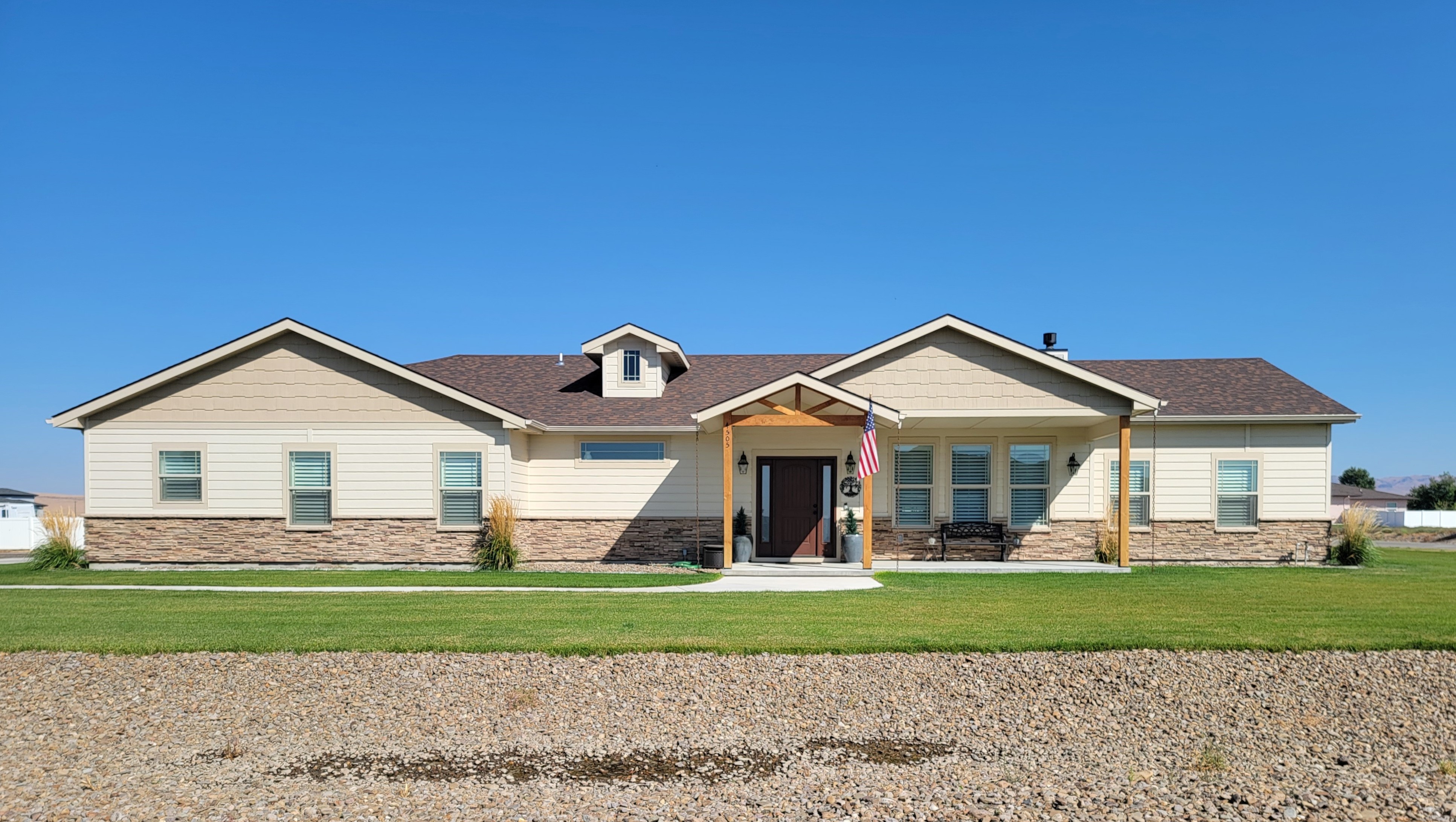 Mountain Home, Idaho, 83647, United States, 3 Bedrooms Bedrooms, ,2 BathroomsBathrooms,Residential,For Sale,2016051