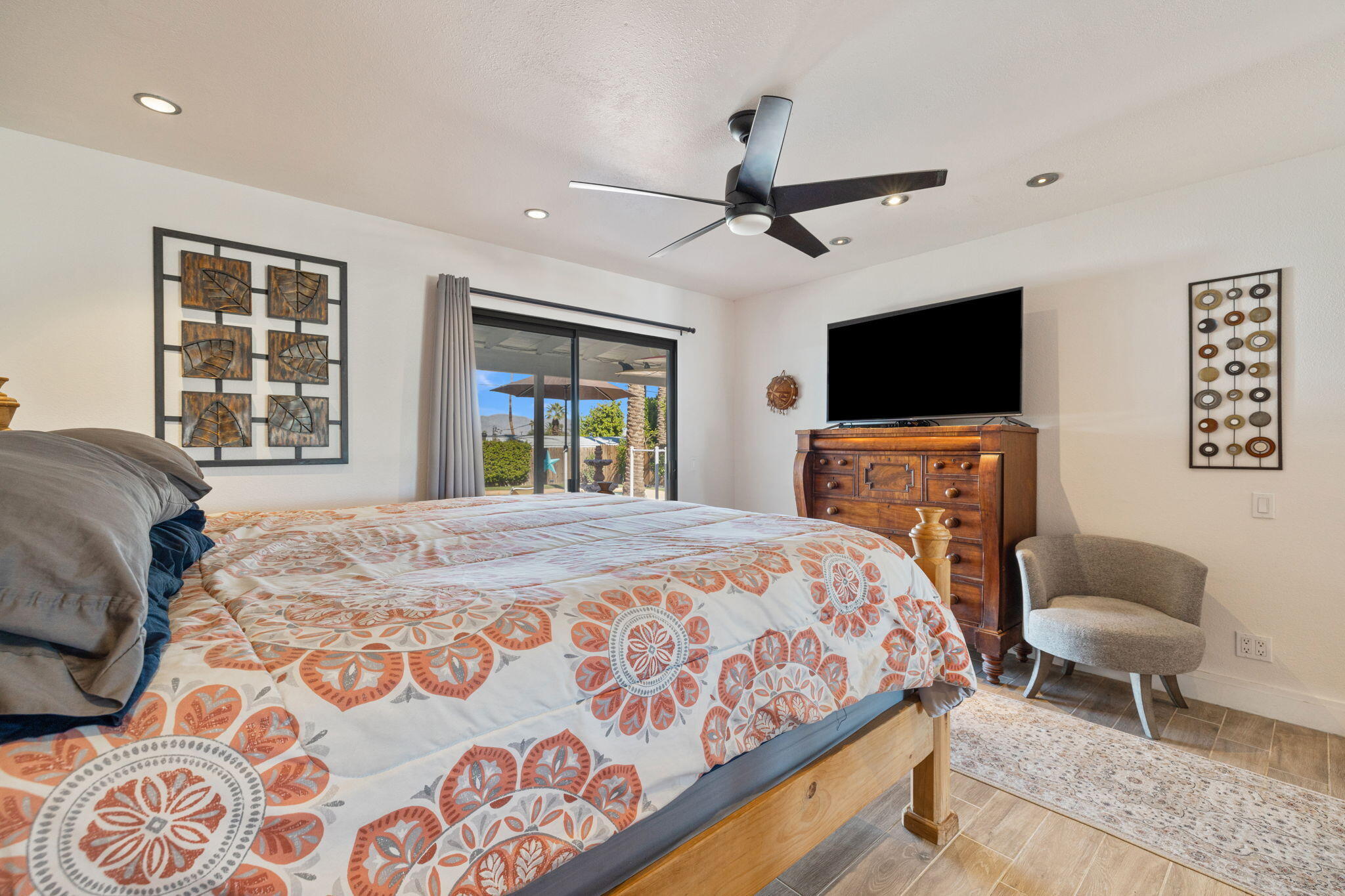 Palm Desert, California, 92260, United States, 3 Bedrooms Bedrooms, ,2 BathroomsBathrooms,Residential,For Sale,1989657