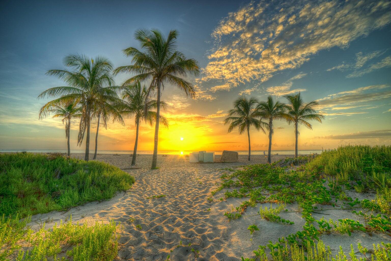 Riviera Beach, Florida, 33404, United States, 2 Bedrooms Bedrooms, ,2 BathroomsBathrooms,Residential,For Sale,1994901