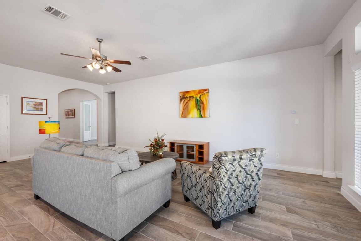 Georgetown, Texas, 78628, United States, 4 Bedrooms Bedrooms, ,3 BathroomsBathrooms,Residential,For Sale,1736171