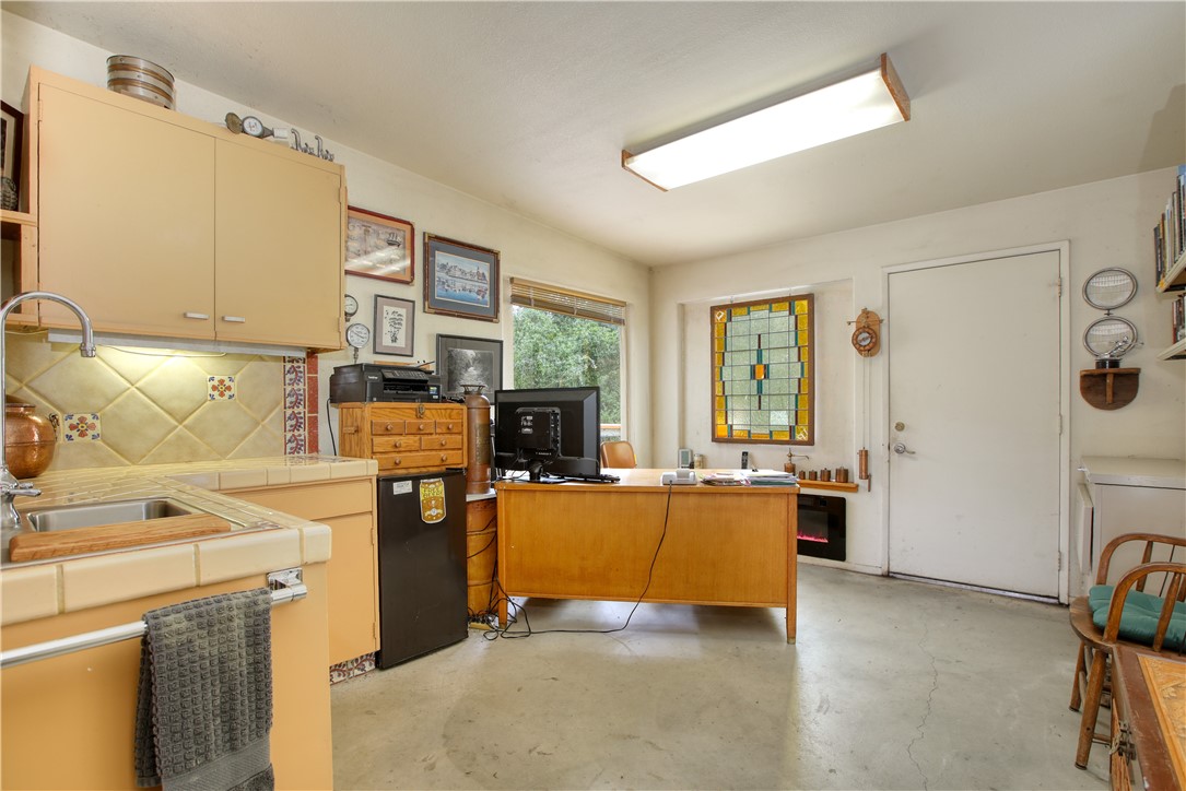 Santa Maria, California, 93454, United States, 8 Bedrooms Bedrooms, ,6 BathroomsBathrooms,Residential,For Sale,1798282