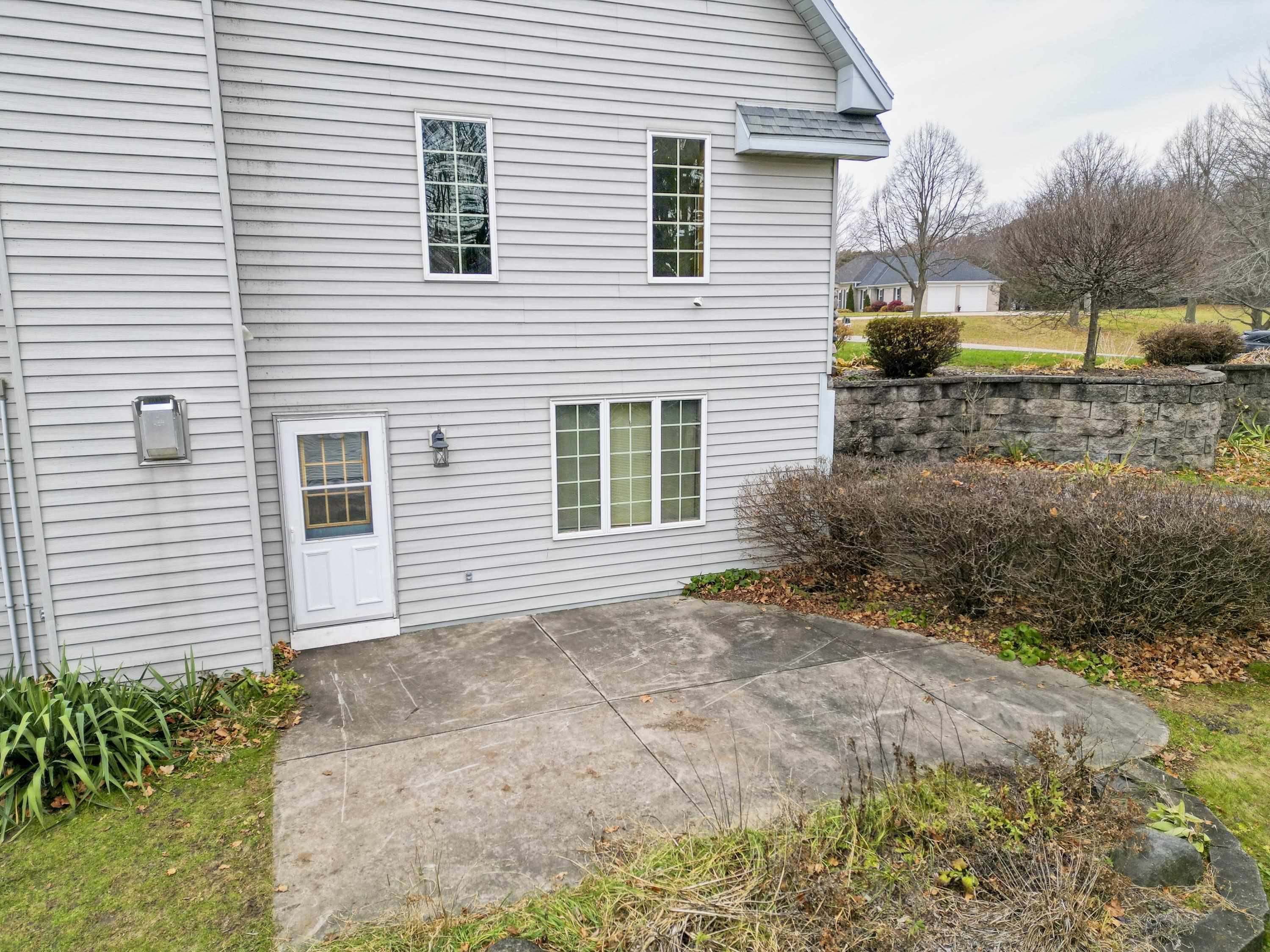 Janesville, Wisconsin, 53545, United States, 3 Bedrooms Bedrooms, ,3 BathroomsBathrooms,Residential,For Sale,1998012