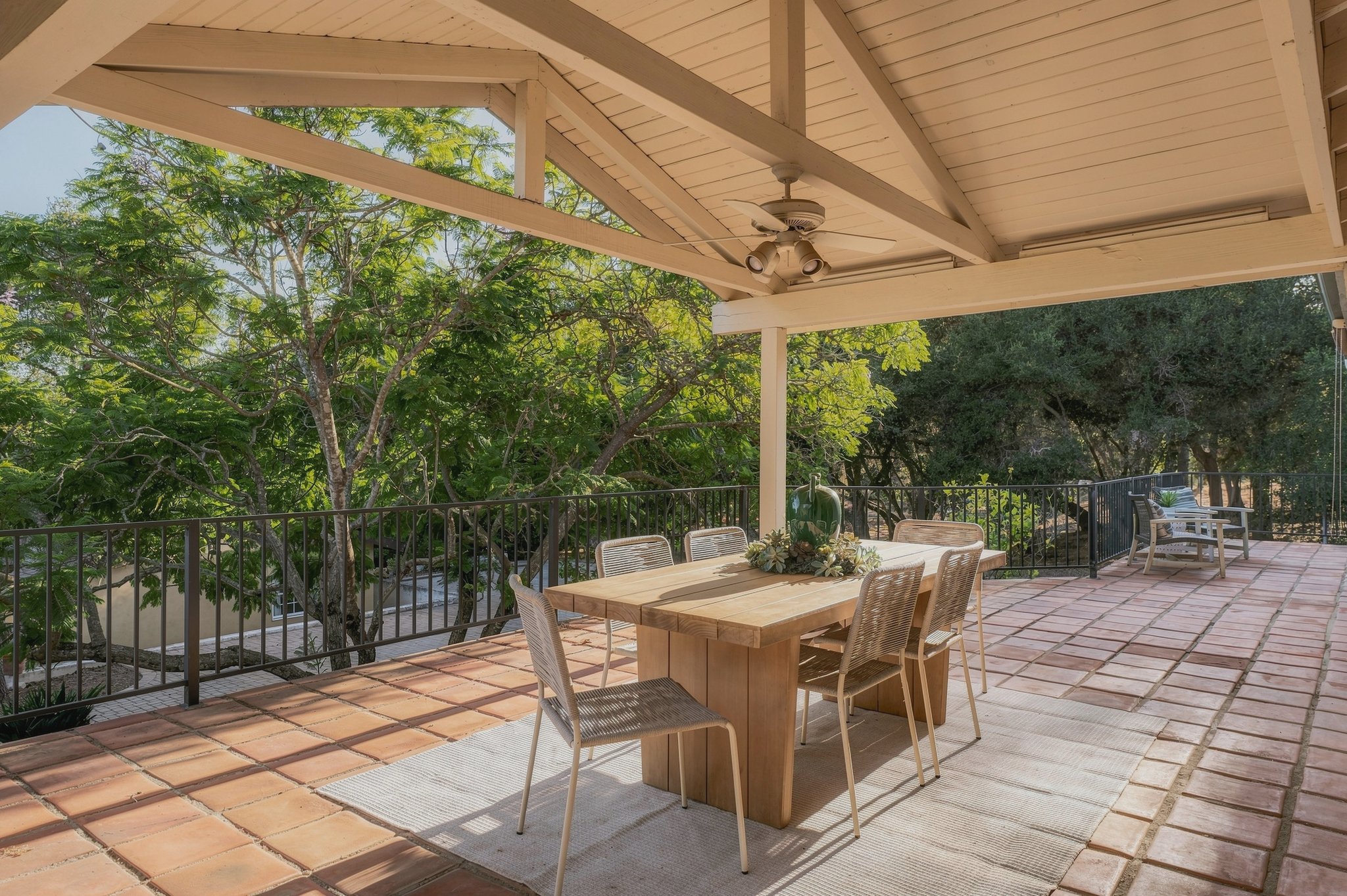  Private Montecito Compound - 物件實景