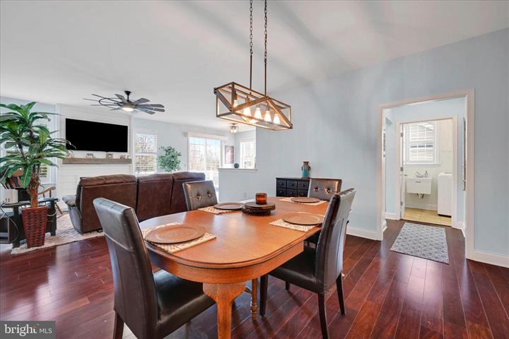 Millersville, Pennsylvania, 17551, United States, 3 Bedrooms Bedrooms, ,3 BathroomsBathrooms,Residential,For Sale,2048107