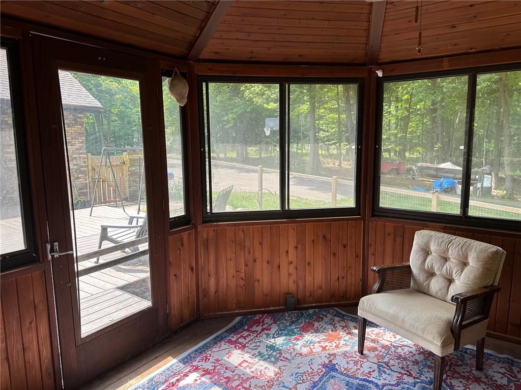 Ashland, Wisconsin, 54806, United States, 6 Bedrooms Bedrooms, ,4 BathroomsBathrooms,Residential,For Sale,1919856