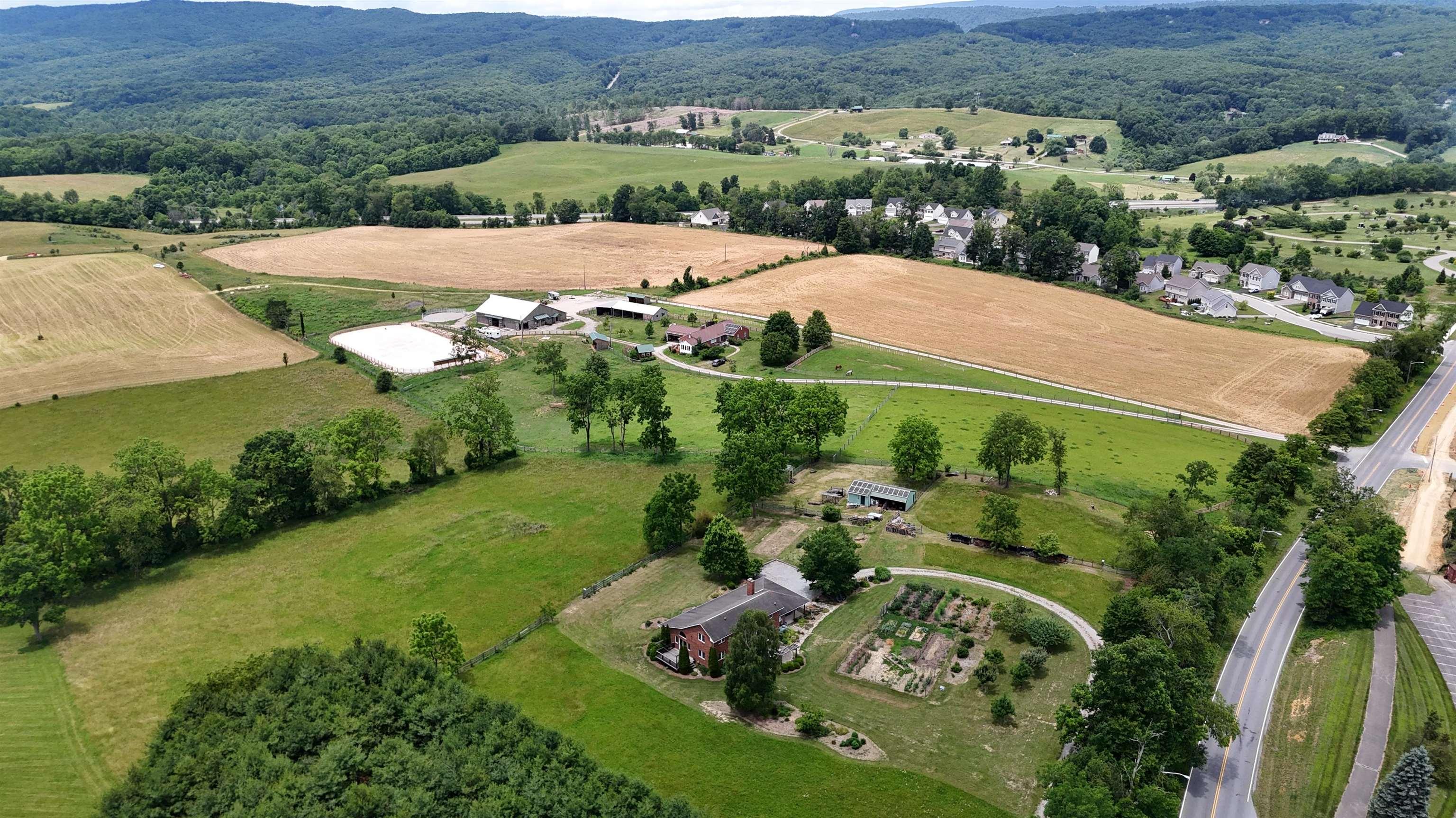 Blacksburg, Virginia, 24060, United States, ,Residential,For Sale,1875497