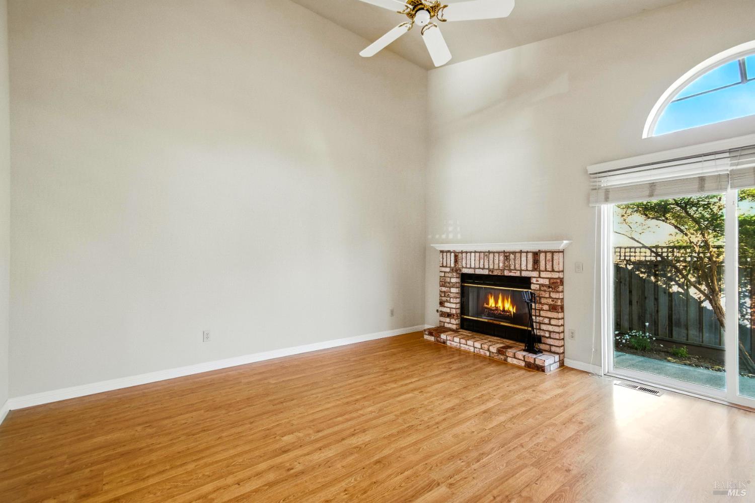Santa Rosa, California, 95403, United States, 4 Bedrooms Bedrooms, ,2 BathroomsBathrooms,Residential,For Sale,1932989