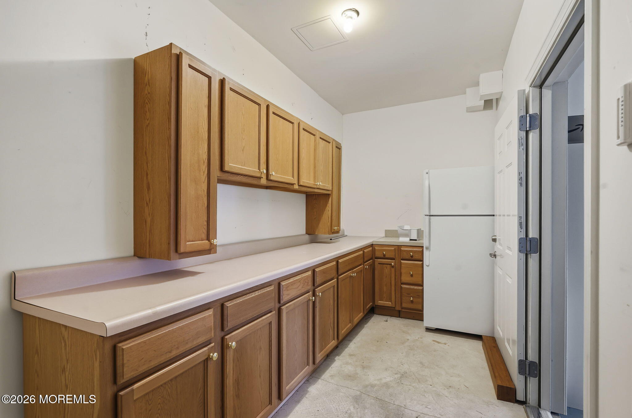 Morganville, New Jersey, 07751, United States, 3 Bedrooms Bedrooms, ,2 BathroomsBathrooms,Residential,For Sale,2048726