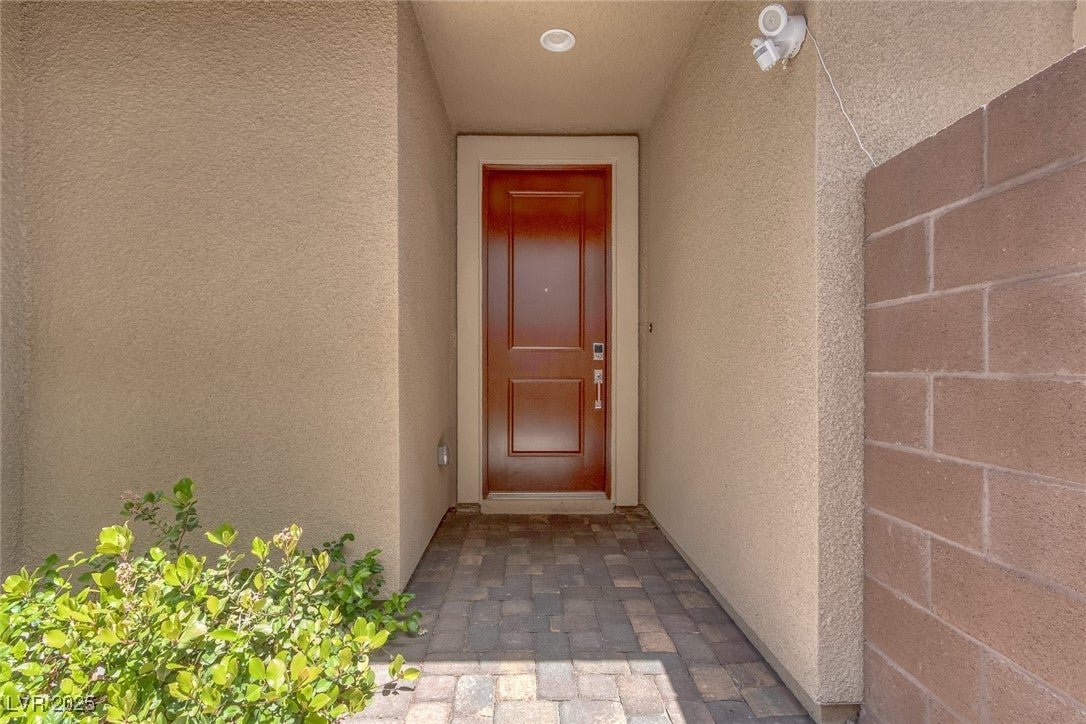 Las Vegas, Nevada, 89148, United States, 3 Bedrooms Bedrooms, ,2 BathroomsBathrooms,Residential,For Sale,1921692
