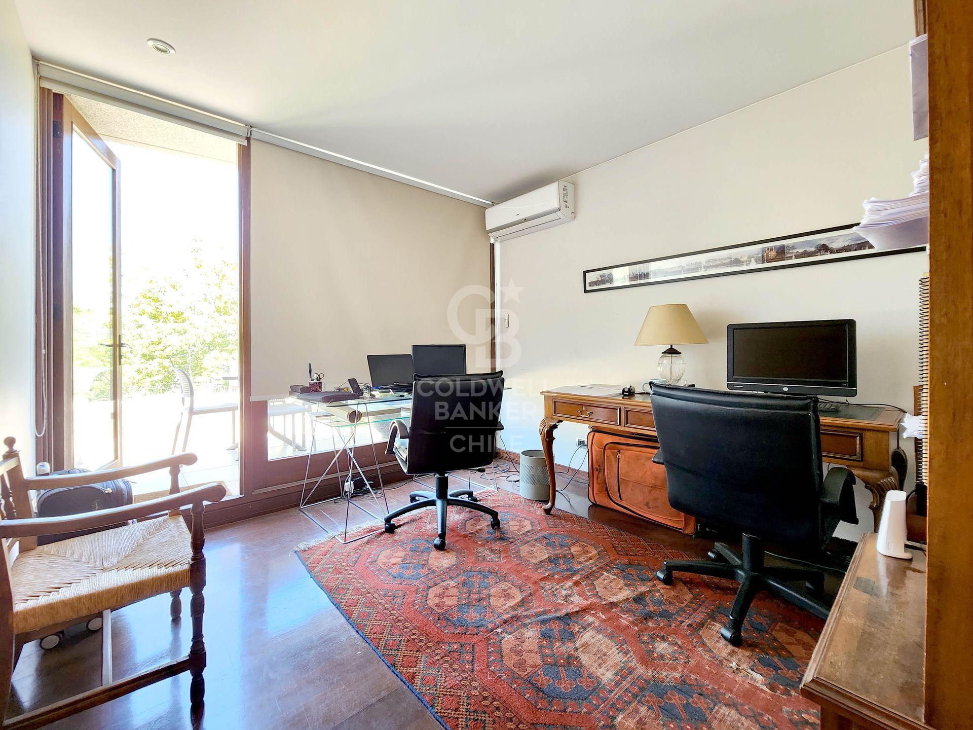 Vitacura, Chile, 3 Bedrooms Bedrooms, ,4 BathroomsBathrooms,Residential,For Sale,1867127