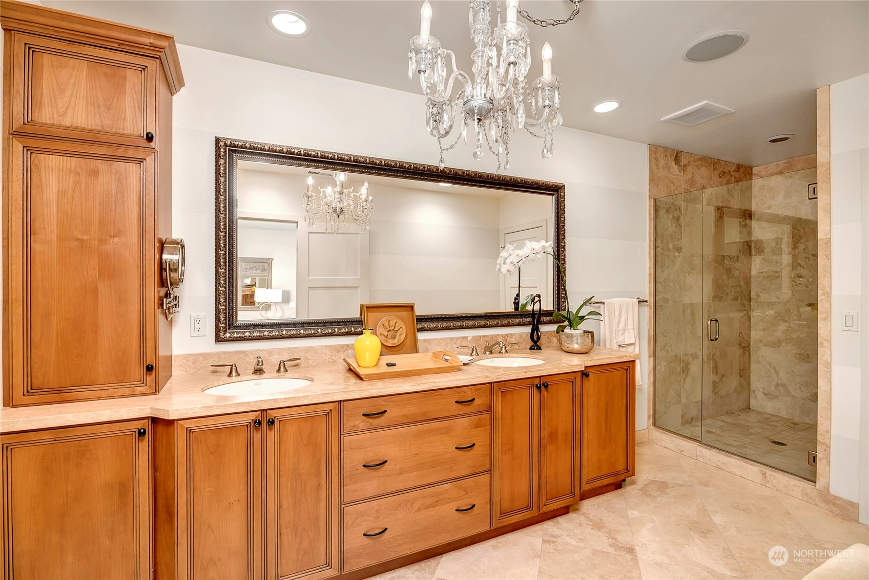 Seattle, Washington, 98112, United States, 5 Bedrooms Bedrooms, ,1 BathroomBathrooms,Residential,For Sale,1876095