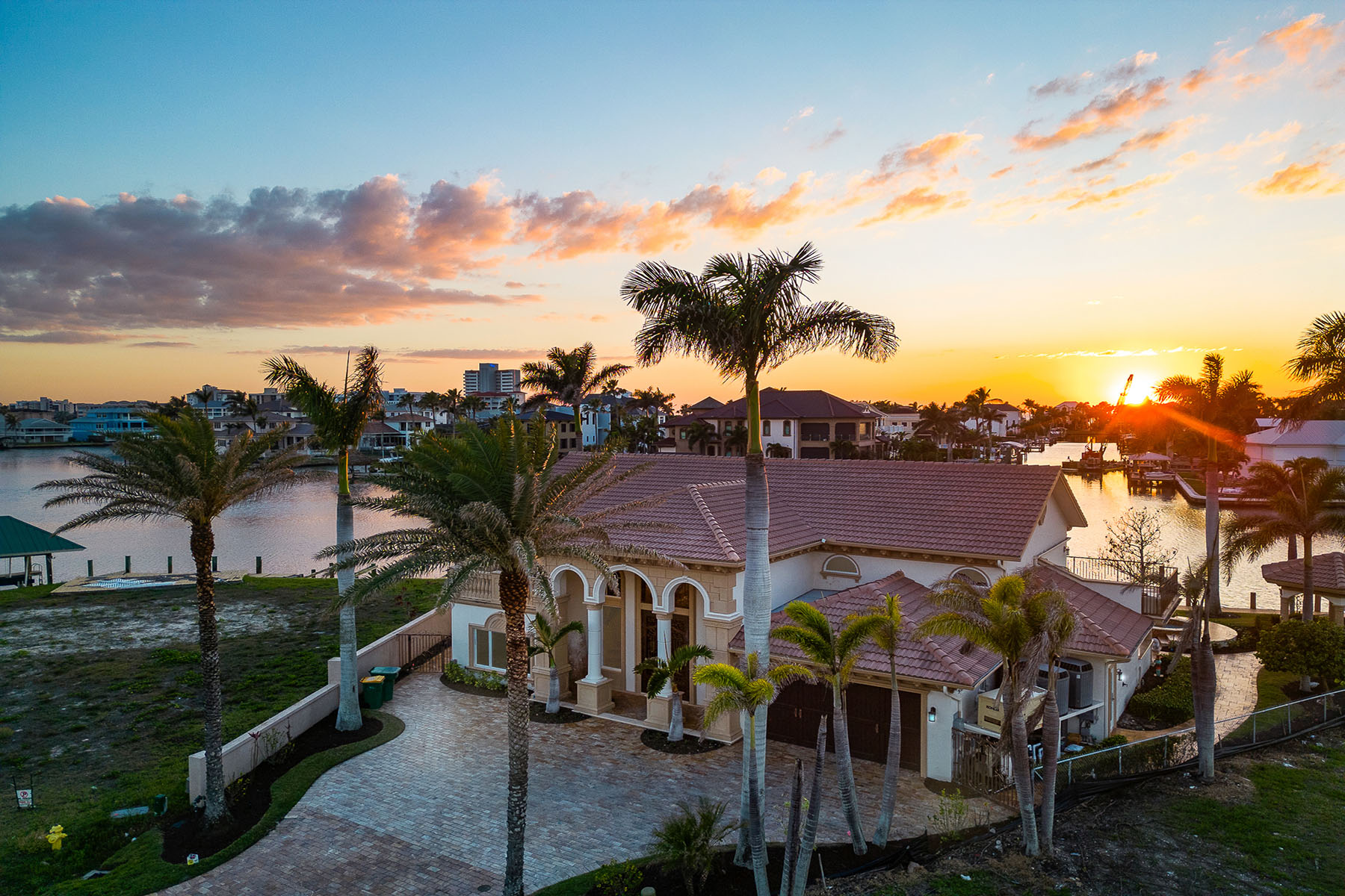  Naples - 物件實景