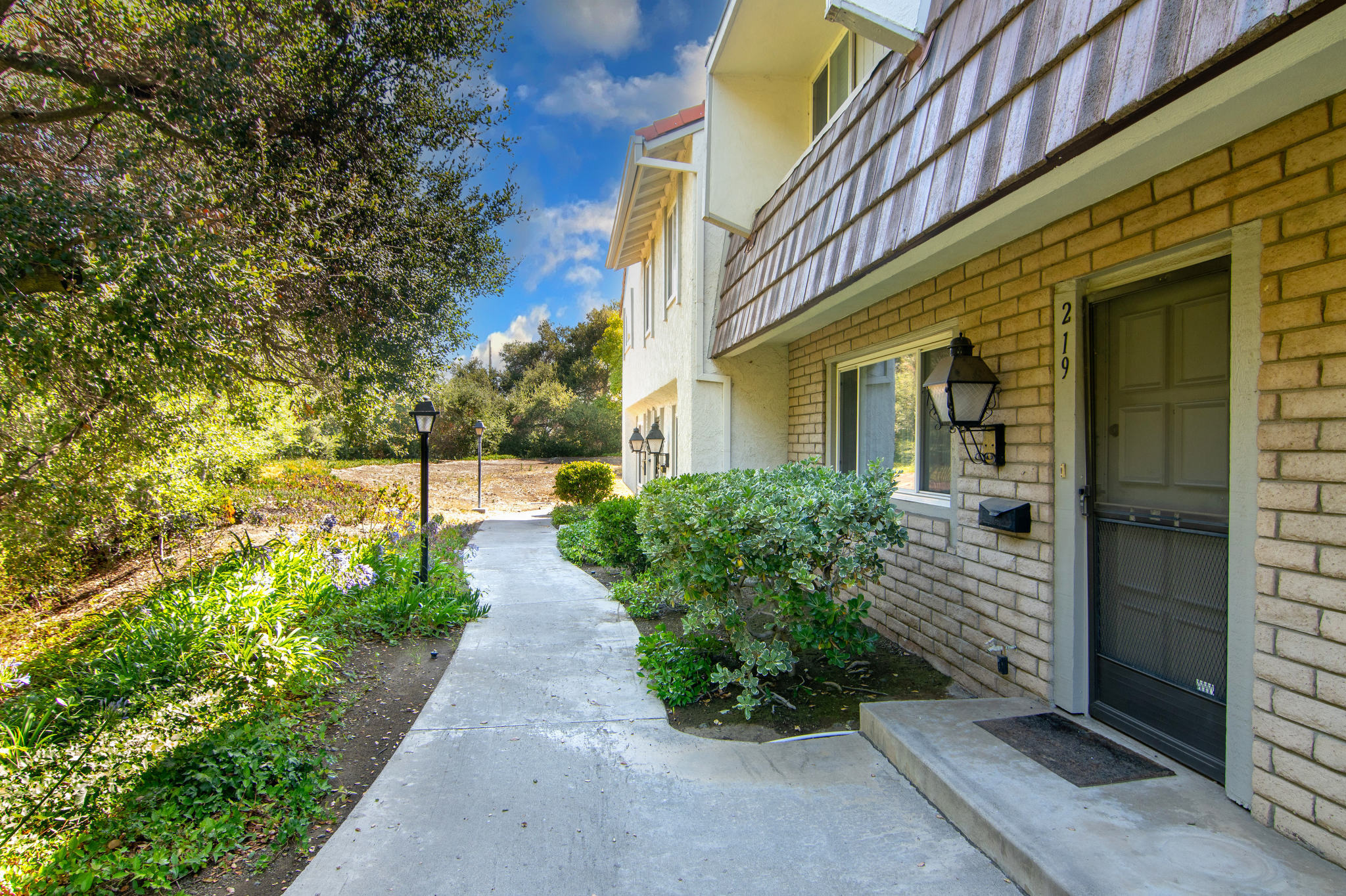  219 Green Lea Pl - 物件實景