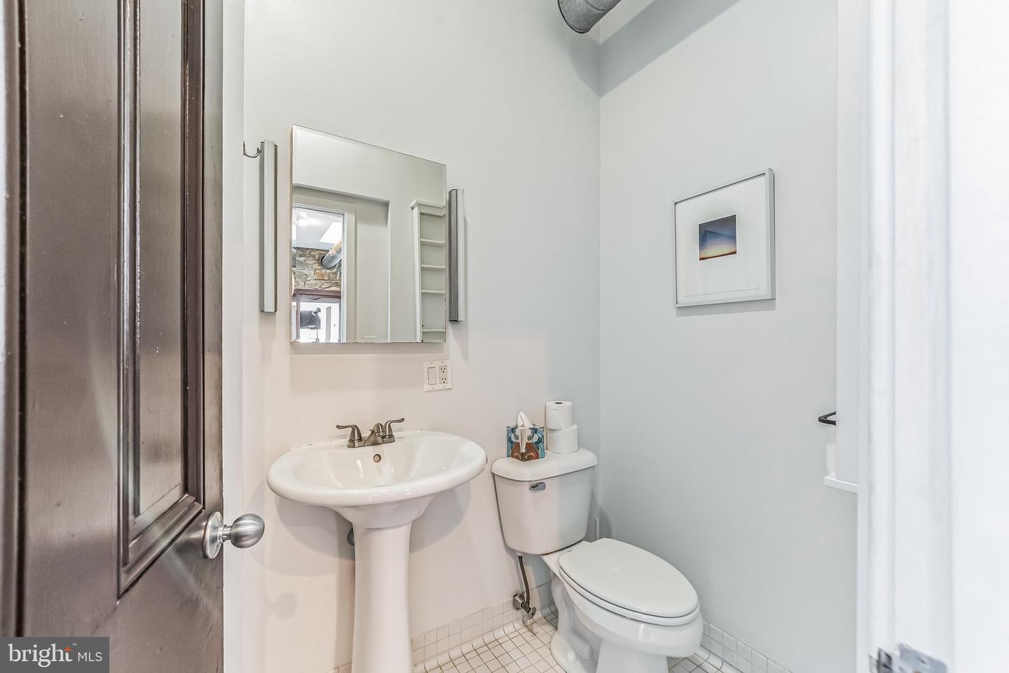1345 E Susquehanna Avenue, Philadelphia, Pennsylvania, 19125, United States, 4 Bedrooms Bedrooms, ,6 BathroomsBathrooms,Residential,For Sale,1345 E Susquehanna Avenue,1613151