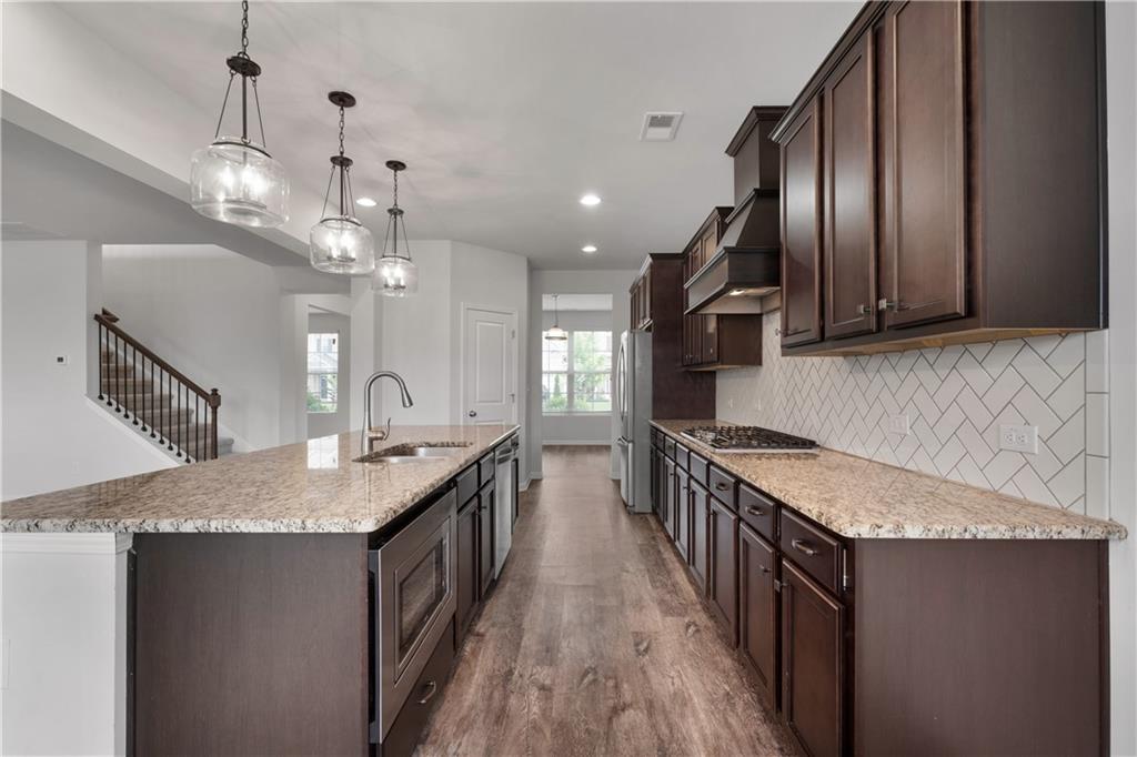 Buford, Georgia, 30519, United States, 5 Bedrooms Bedrooms, ,4 BathroomsBathrooms,Residential,For Sale,1933645