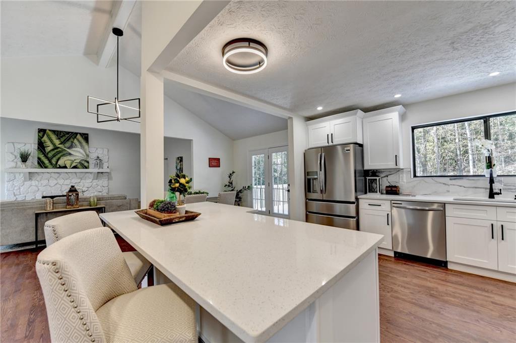 Roswell, Georgia, 30076, United States, 6 Bedrooms Bedrooms, ,3 BathroomsBathrooms,Residential,For Sale,2006214