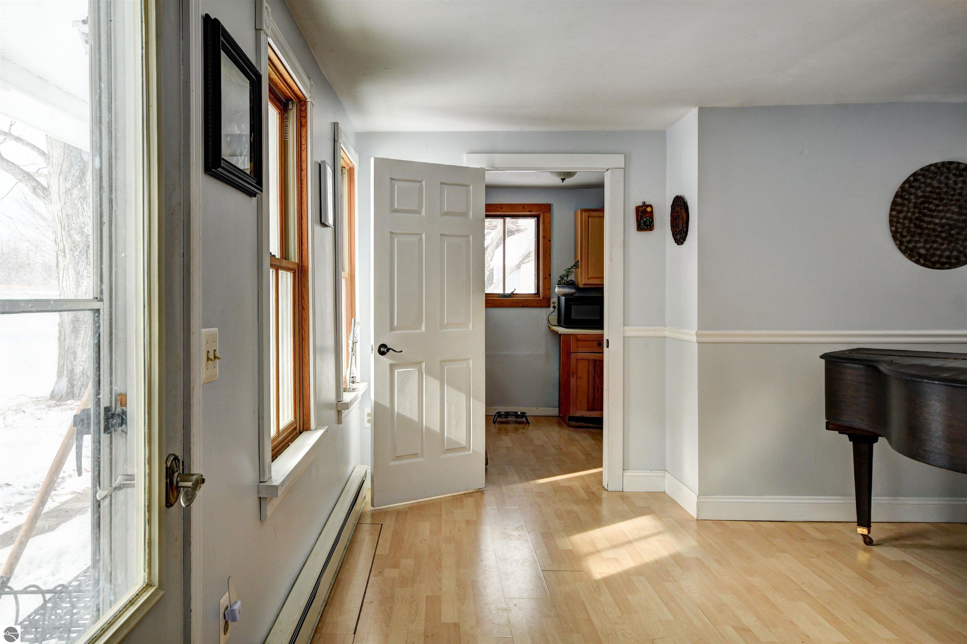 Traverse City, Michigan, 49686, United States, 3 Bedrooms Bedrooms, ,2 BathroomsBathrooms,Residential,For Sale,1819193