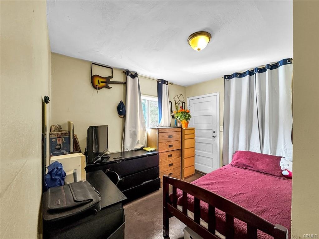 Los Angeles, California, 90011, United States, 12 Bedrooms Bedrooms, ,Residential,For Sale,1986052