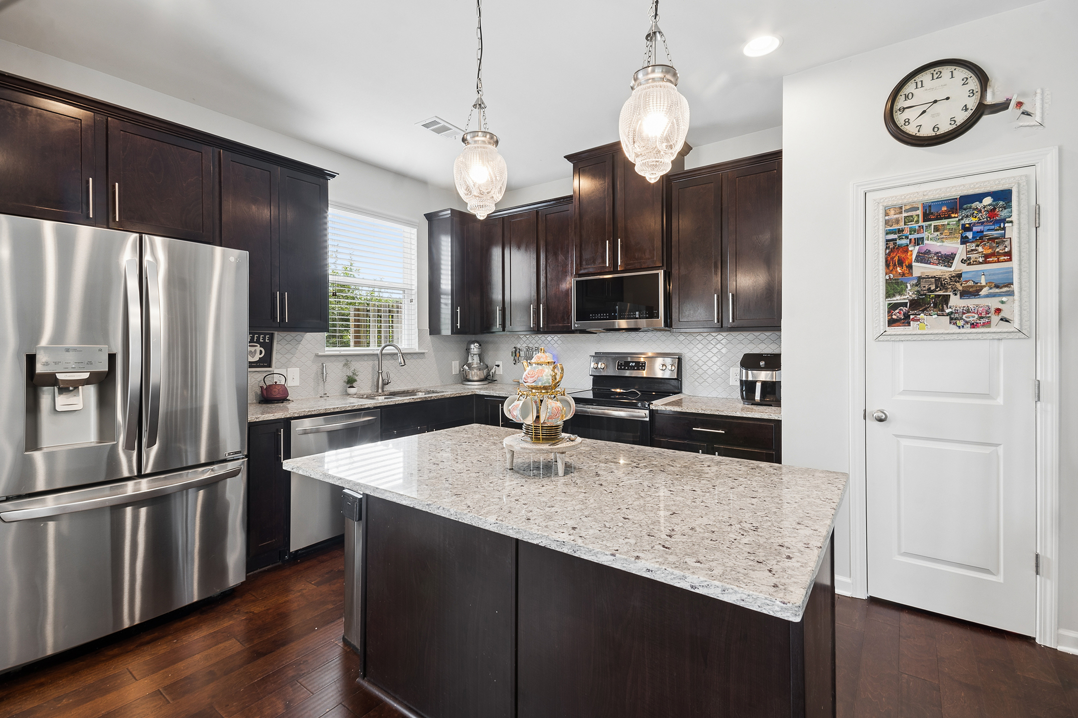  Beautiful End-Unit Townhome at Belmont Hills - 物件實景