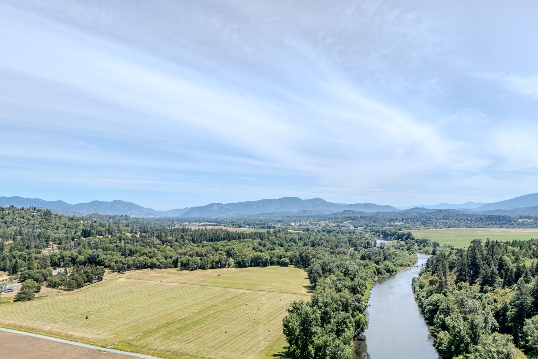  7833 Lower River Road Grants Pass, OR 97526 - 物件實景