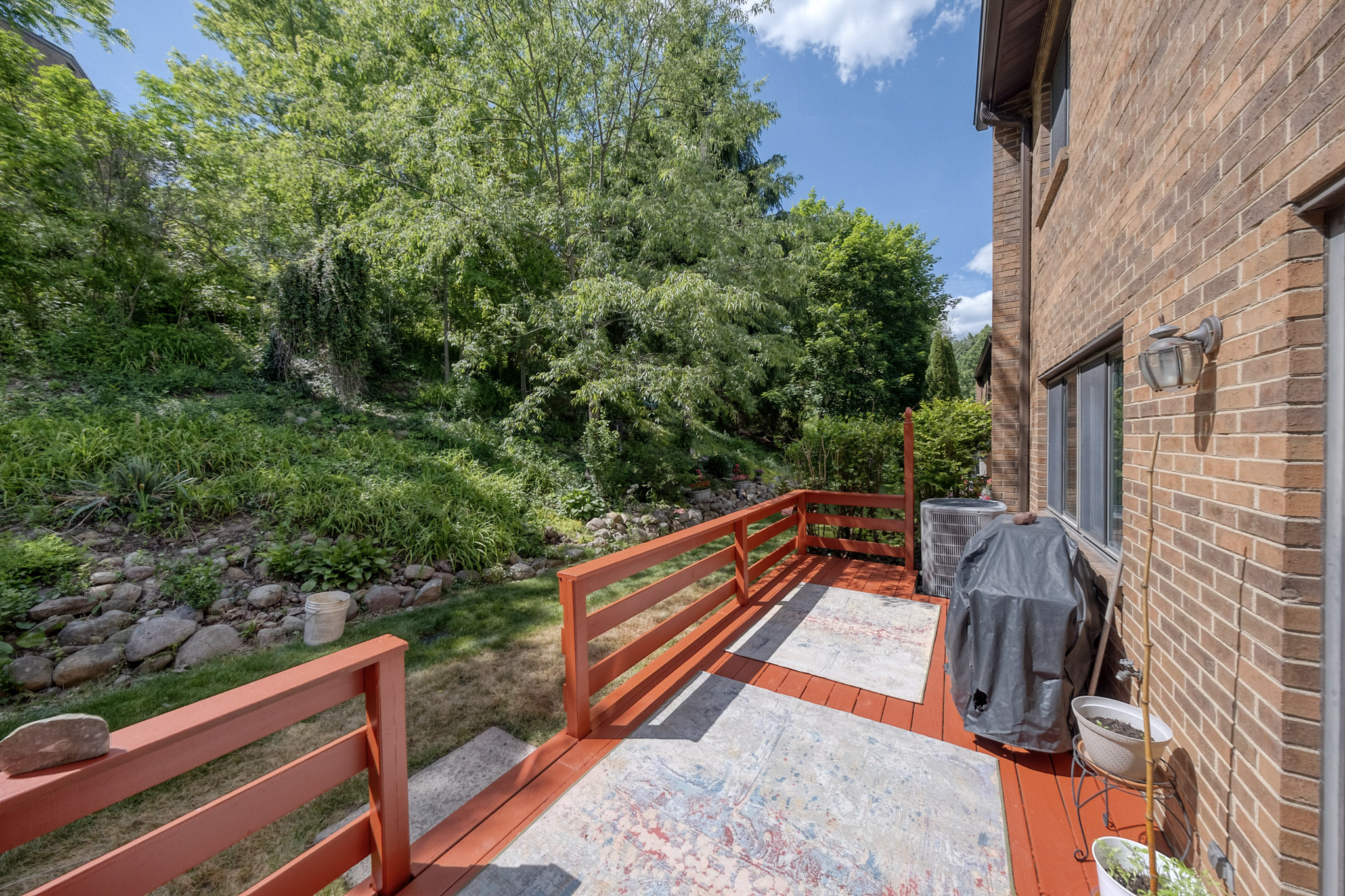  205 Springwater Court, Moon Township, PA 15108 - 物件實景