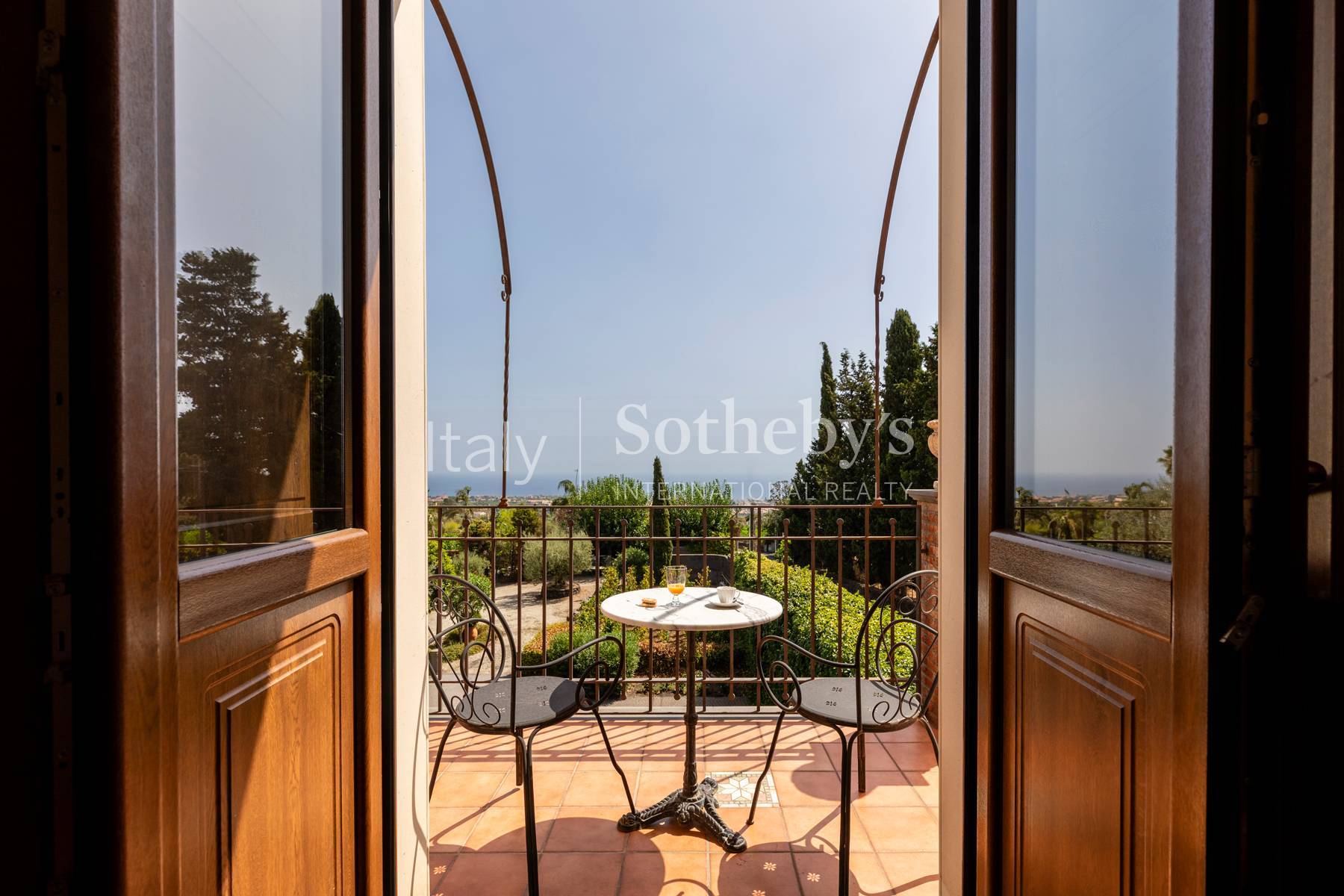  Elegant villa with a swimming pool and sea views in Acireale - 物件實景