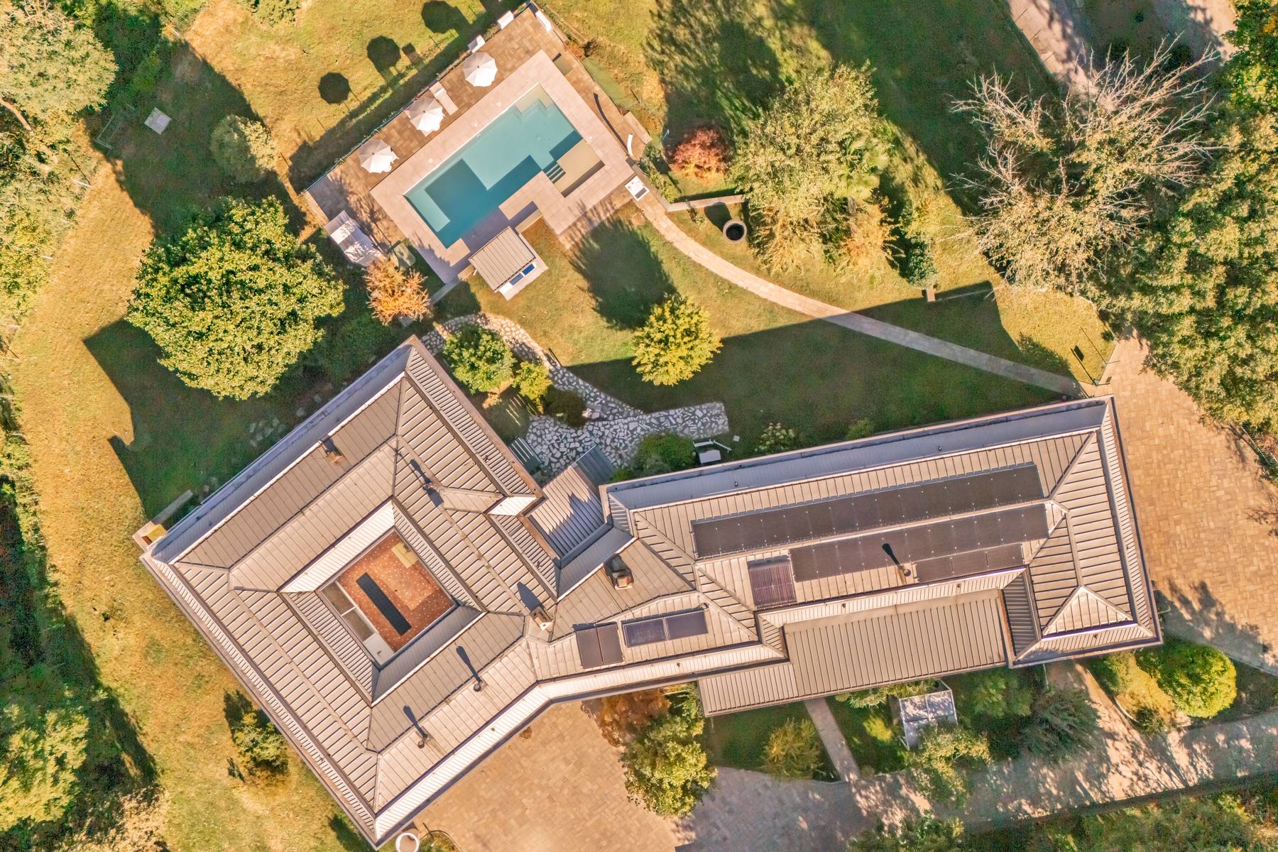  Modern villa surrounded by nature - 物件實景