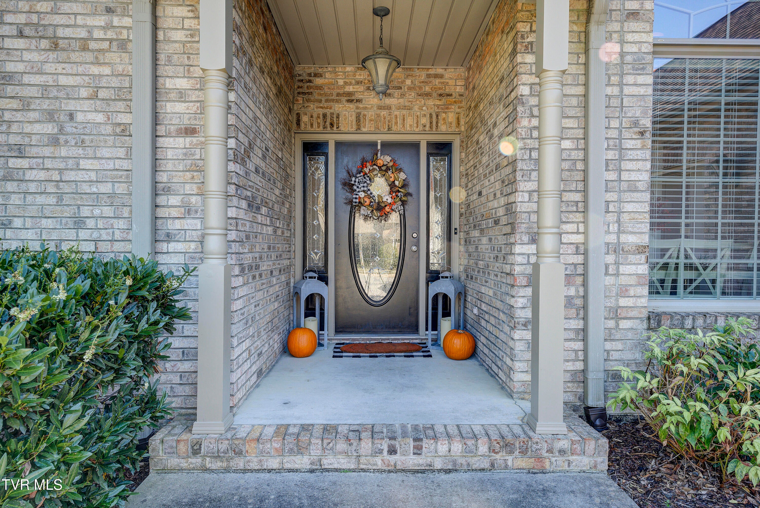 Johnson City, Tennessee, 37604, United States, 5 Bedrooms Bedrooms, ,3 BathroomsBathrooms,Residential,For Sale,1964815