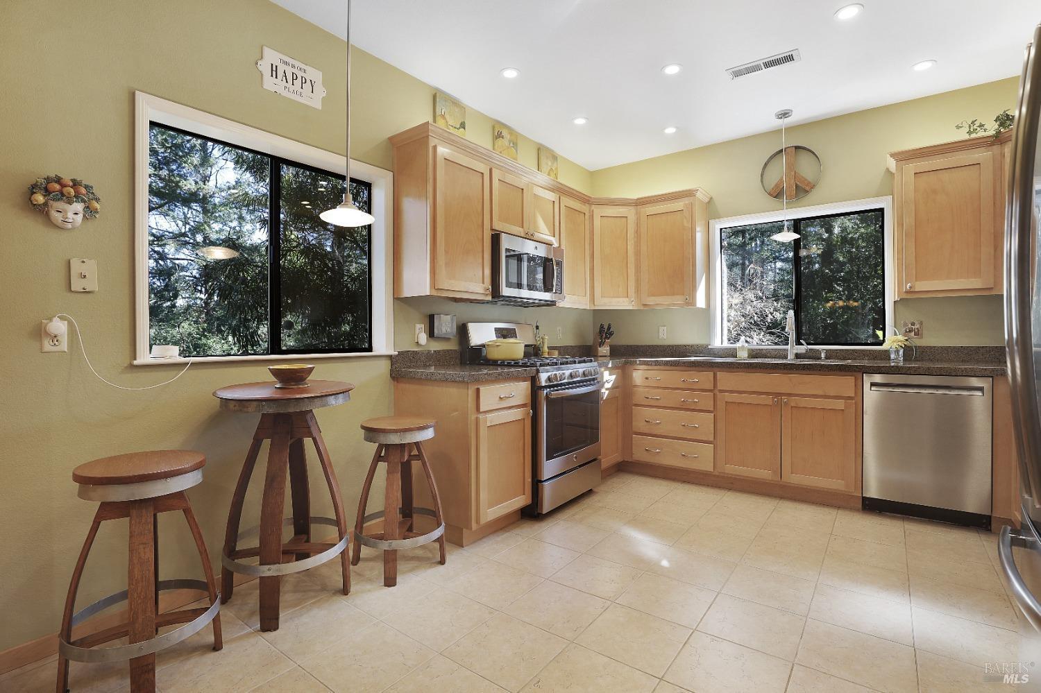 Angwin, California, 94508, United States, 3 Bedrooms Bedrooms, ,3 BathroomsBathrooms,Residential,For Sale,1737848