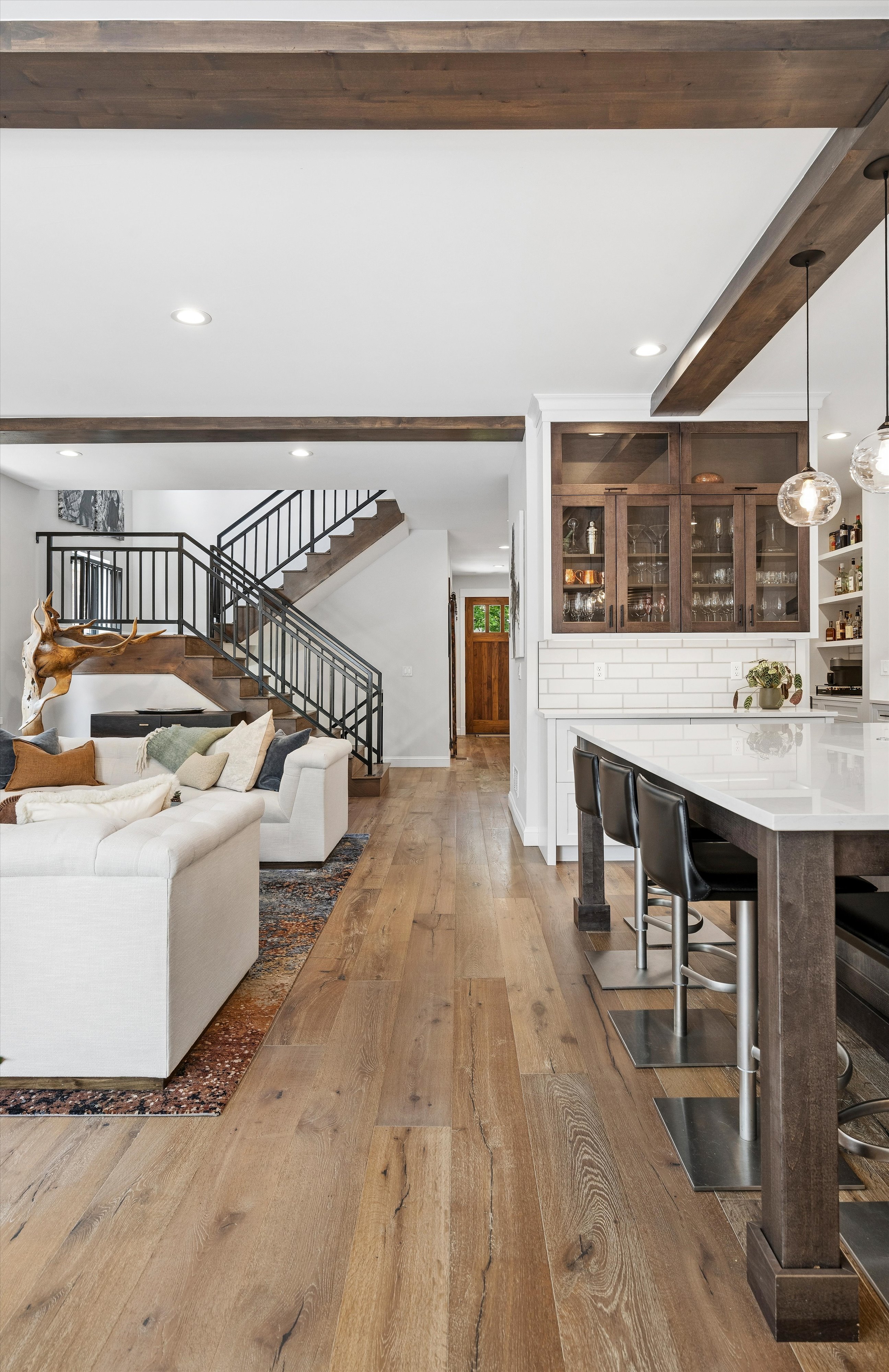  Newer-built residence offers an exceptional opportunity - 物件實景