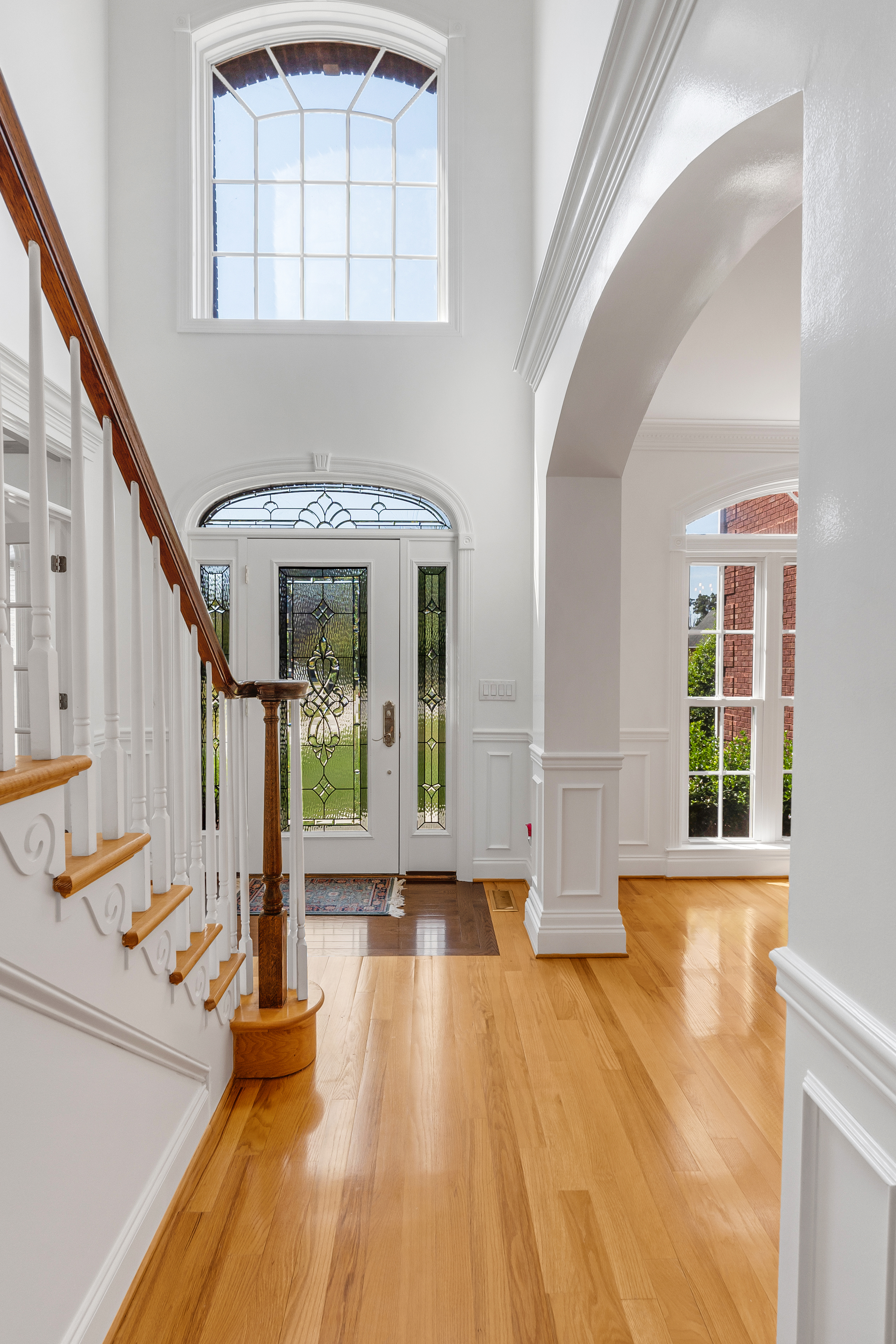 Tullahoma, Tennessee, 37388, United States, 6 Bedrooms Bedrooms, ,5 BathroomsBathrooms,Residential,For Sale,1851275