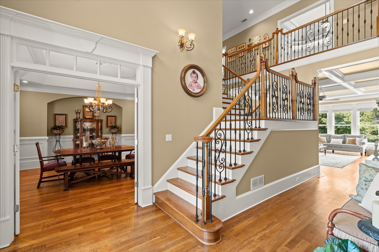 Carrollton, Georgia, 30116, United States, 6 Bedrooms Bedrooms, ,5 BathroomsBathrooms,Residential,For Sale,1893657