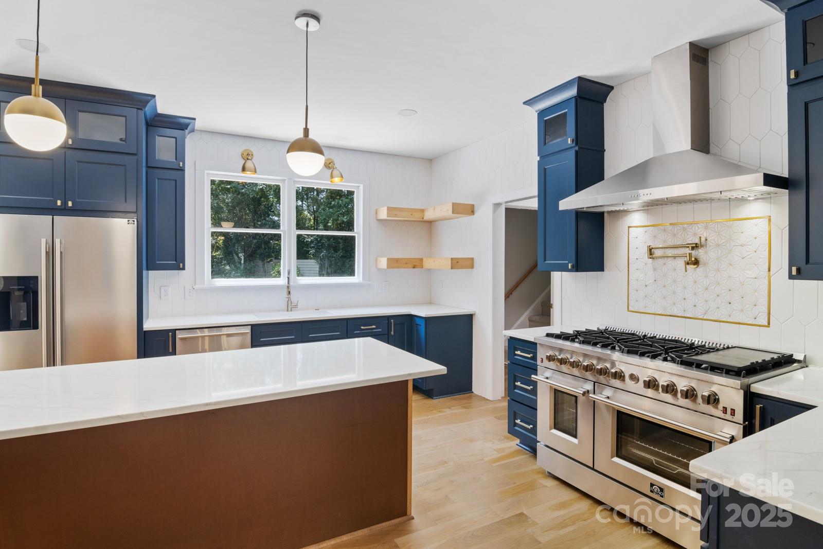 Matthews, North Carolina, 28104, United States, 4 Bedrooms Bedrooms, ,3 BathroomsBathrooms,Residential,For Sale,1876252