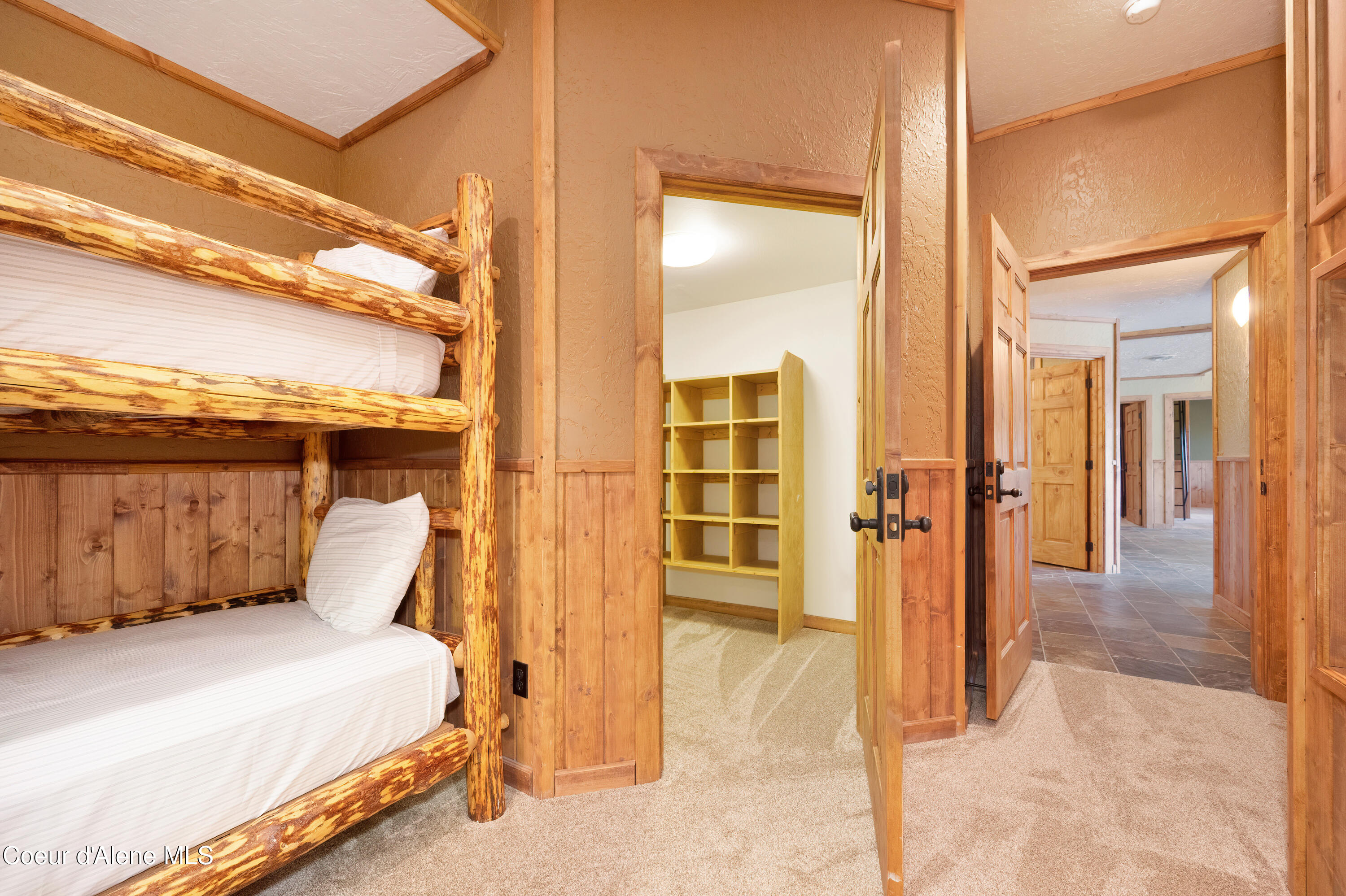 Kingston, Idaho, 83839, United States, 5 Bedrooms Bedrooms, ,Residential,For Sale,1989551