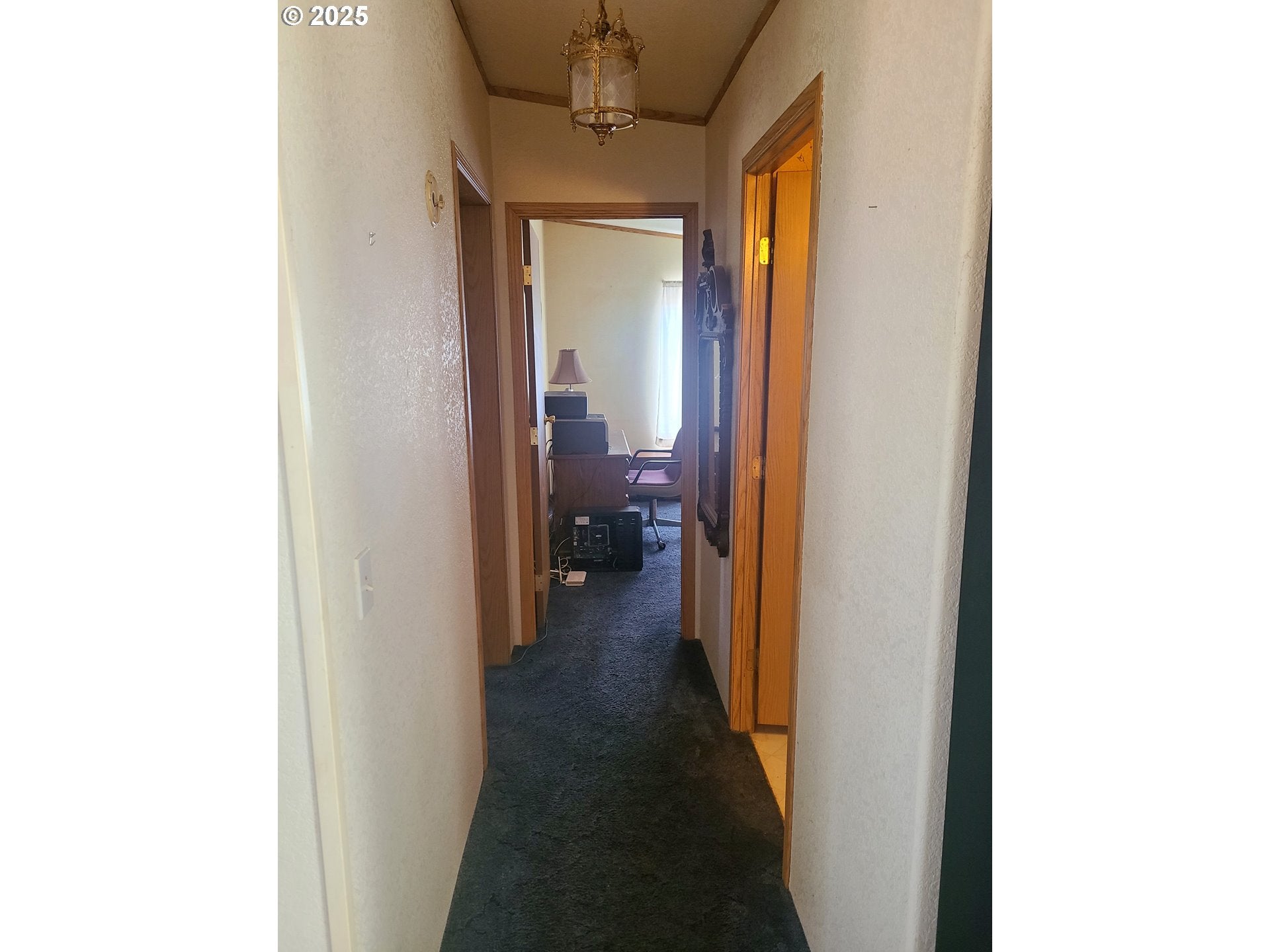 Lyle, Washington, 98635, United States, 3 Bedrooms Bedrooms, ,2 BathroomsBathrooms,Residential,For Sale,1875194