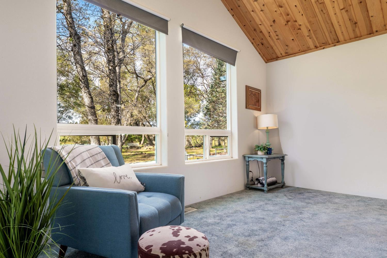 Penn Valley, California, 95946, United States, 3 Bedrooms Bedrooms, ,3 BathroomsBathrooms,Residential,For Sale,1989593