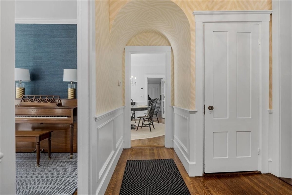 Hingham, Massachusetts, 02043, United States, 6 Bedrooms Bedrooms, ,5 BathroomsBathrooms,Residential,For Sale,1969393