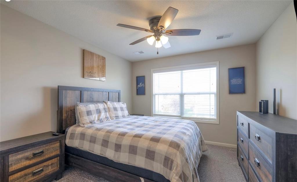 Olathe, Kansas, 66062, United States, 4 Bedrooms Bedrooms, ,4 BathroomsBathrooms,Residential,For Sale,1992047