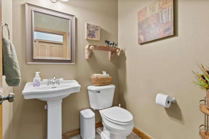 Crown Point, Indiana, 46307, United States, 3 Bedrooms Bedrooms, ,3 BathroomsBathrooms,Residential,For Sale,1942577