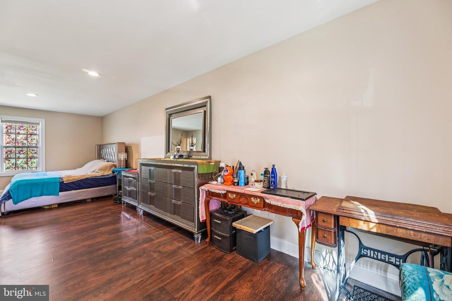 Temple Hills, Maryland, 20748, United States, 5 Bedrooms Bedrooms, ,3 BathroomsBathrooms,Residential,For Sale,1988025