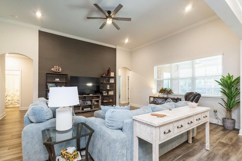 Freeport, Florida, 32439, United States, 4 Bedrooms Bedrooms, ,3 BathroomsBathrooms,Residential,For Sale,1876271