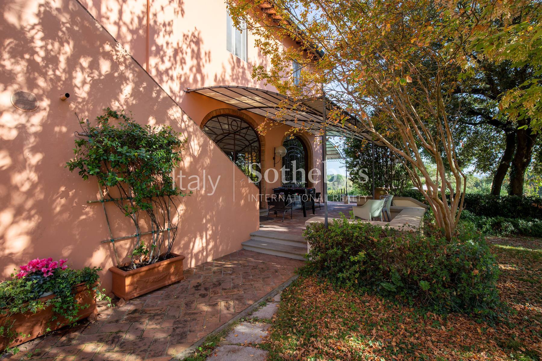  Villa with dépendance and vineyard in Tuscany - 物件實景