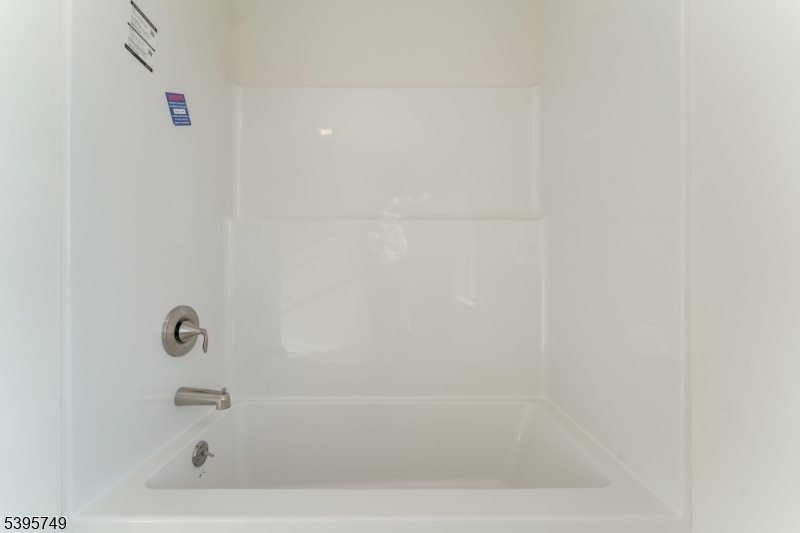 Washington Boro, New Jersey, 07882, United States, 4 Bedrooms Bedrooms, ,3 BathroomsBathrooms,Residential,For Sale,1987811